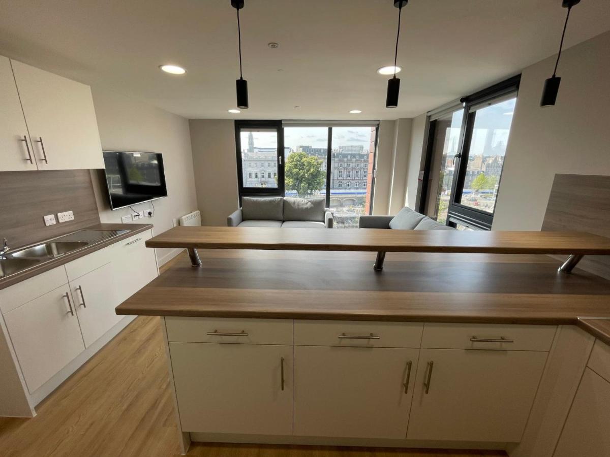 Chic Apartments And Studios At The Point In אברדין מראה חיצוני תמונה